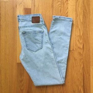 Abercrombie & Fitch Men’s Light Wash Jeans
